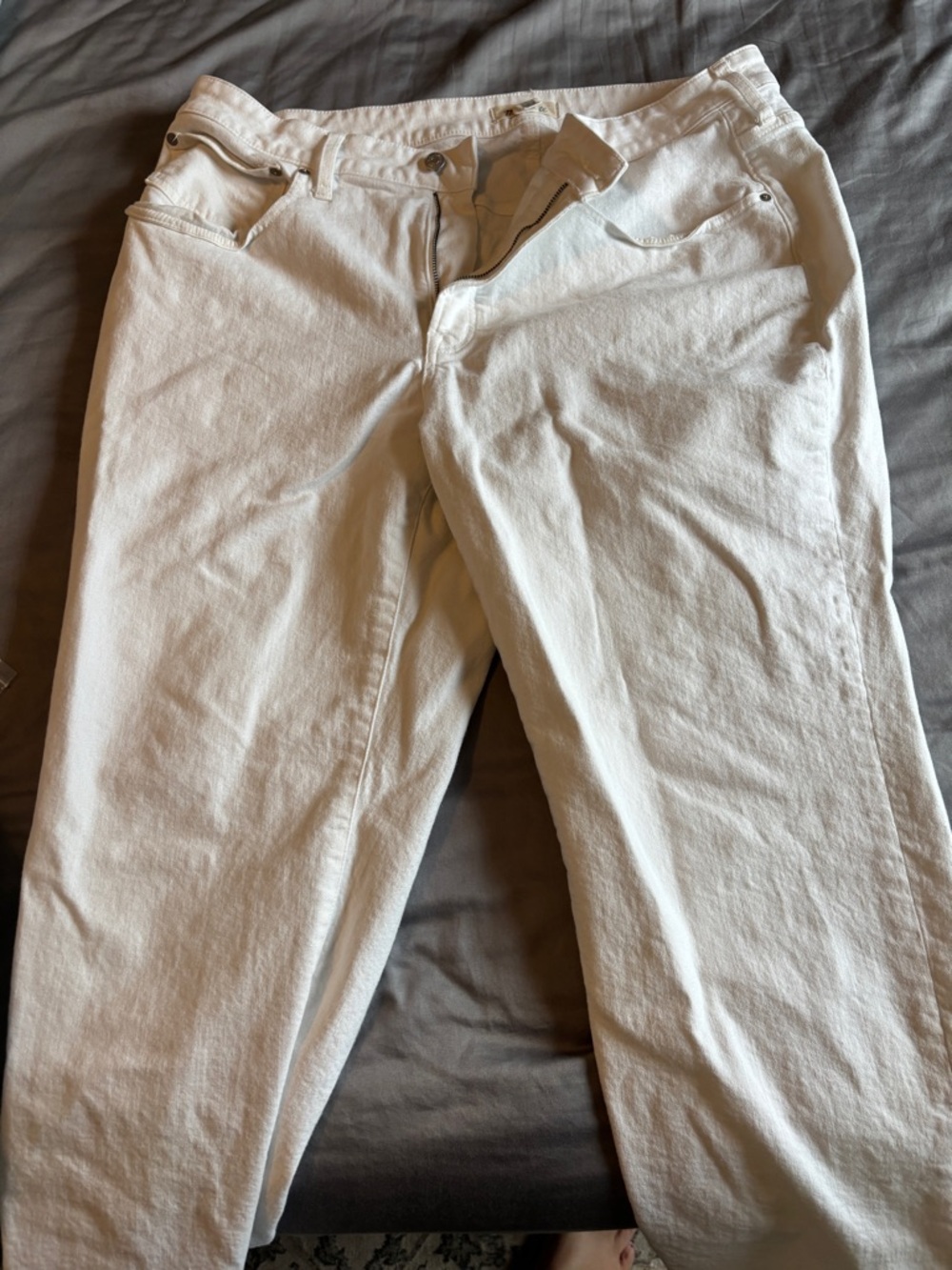Madewell White High-Rise Denim Jeans with straight leg plus size 20W